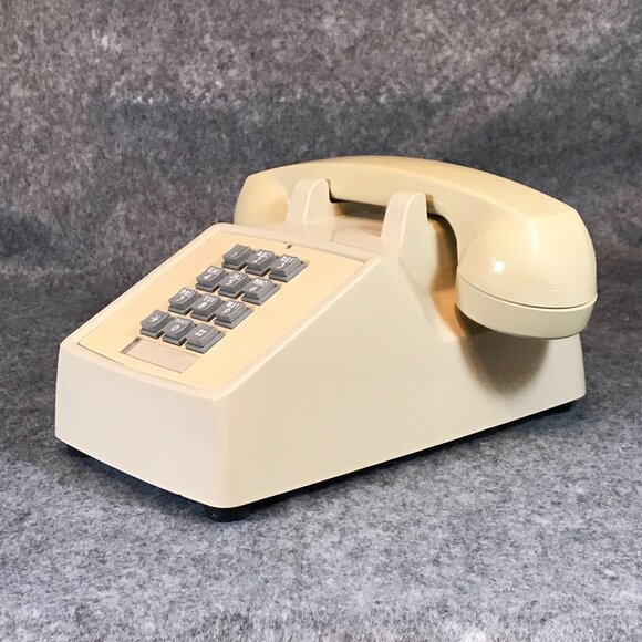 Retro Push Button Traditional Landline Desk Phone - Picture 5 of 8